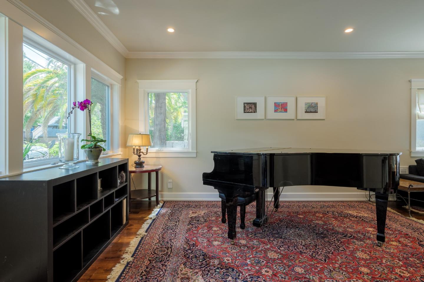 Detail Gallery Image 7 of 29 For 643 Channing Ave, Palo Alto,  CA 94301 - – Beds | – Baths