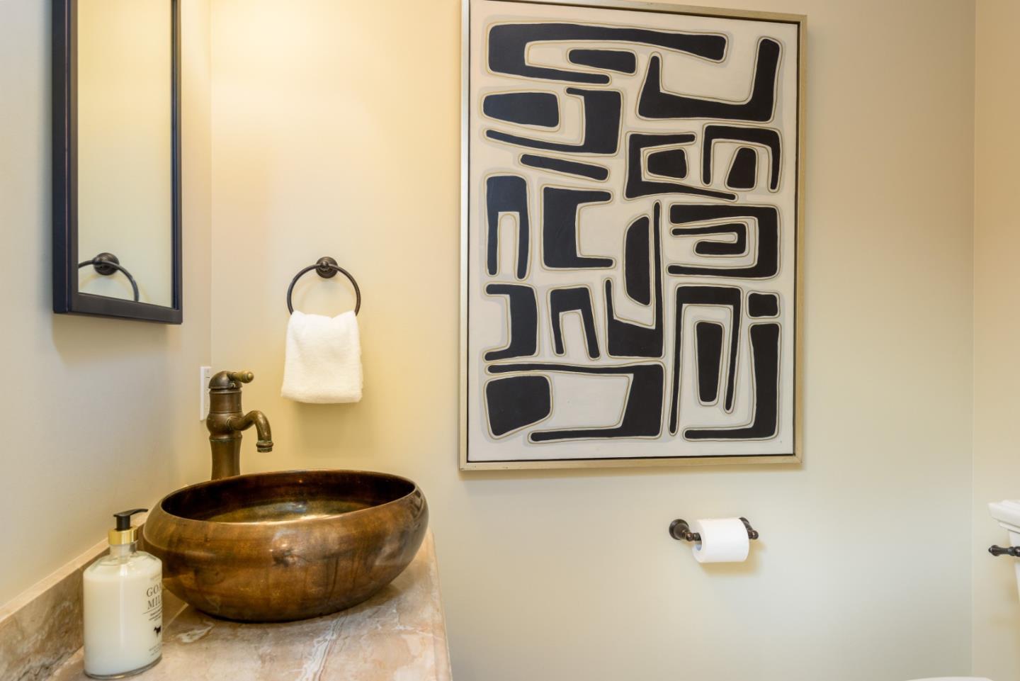 Detail Gallery Image 14 of 20 For 1674 Oak Ave, Menlo Park,  CA 94025 - 4 Beds | 2/1 Baths