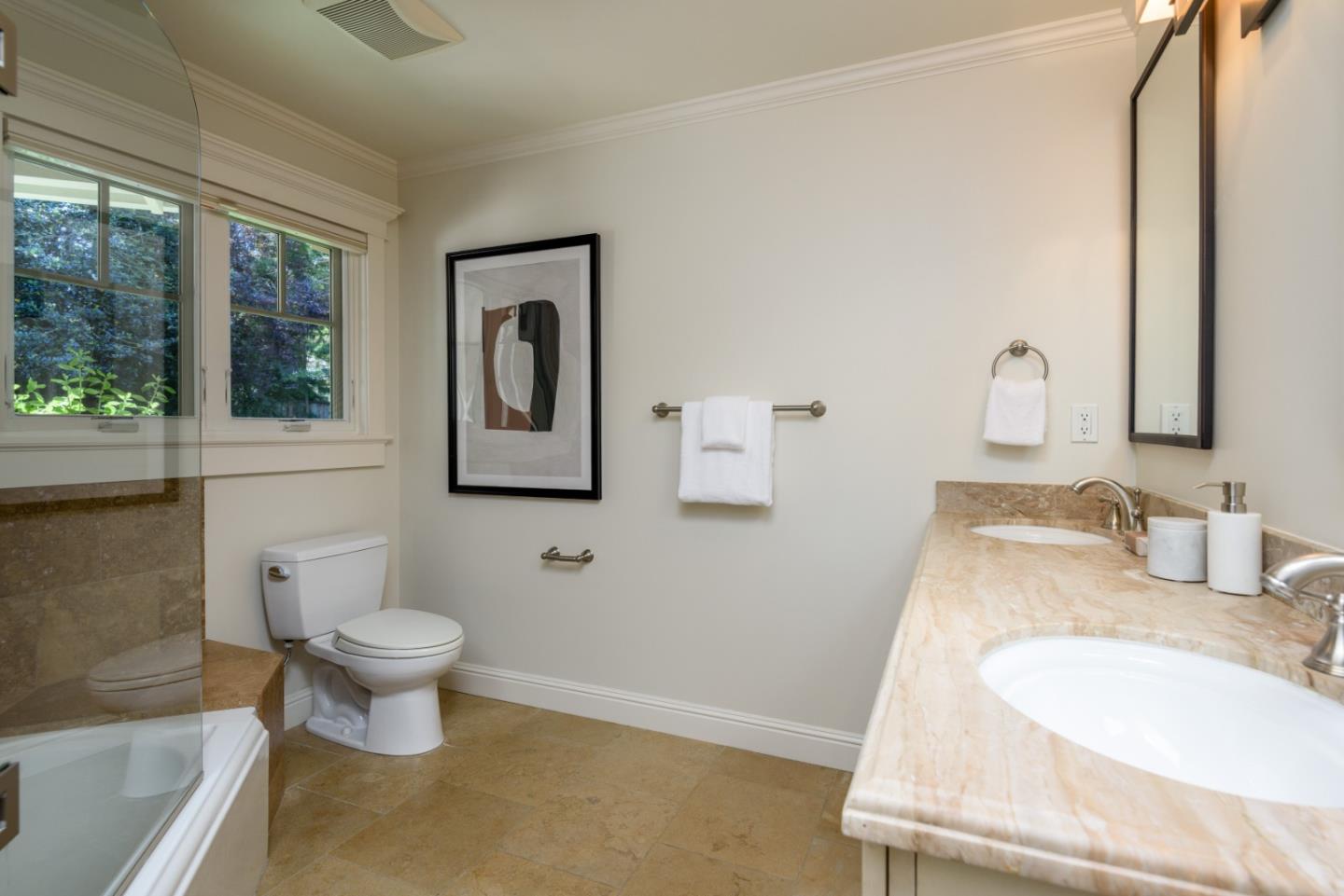 Detail Gallery Image 16 of 20 For 1674 Oak Ave, Menlo Park,  CA 94025 - 4 Beds | 2/1 Baths