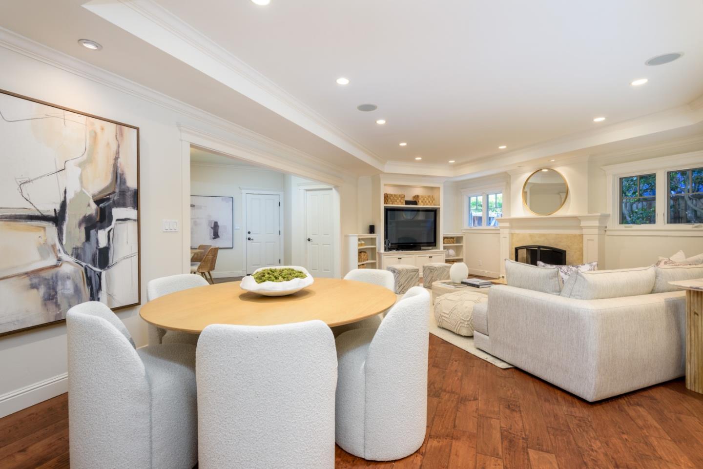 Detail Gallery Image 9 of 20 For 1674 Oak Ave, Menlo Park,  CA 94025 - 4 Beds | 2/1 Baths