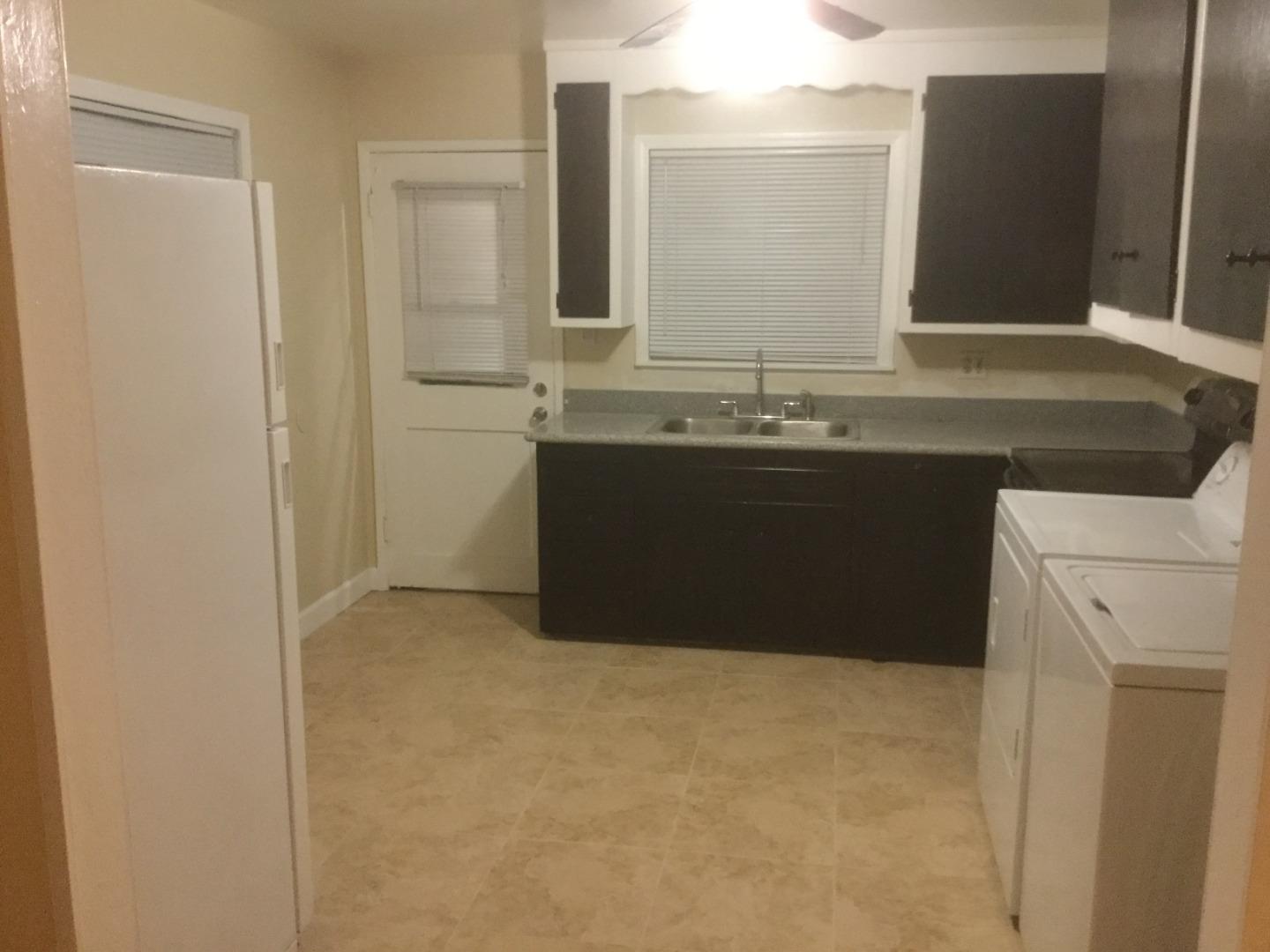 Detail Gallery Image 11 of 17 For Peralta St, Hayward,  CA 94541 - 2 Beds | 0 Baths