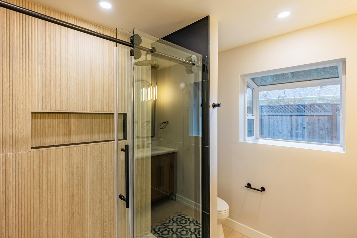 Detail Gallery Image 39 of 58 For 2083 Louise Ln, Los Altos,  CA 94024 - 4 Beds | 3/1 Baths