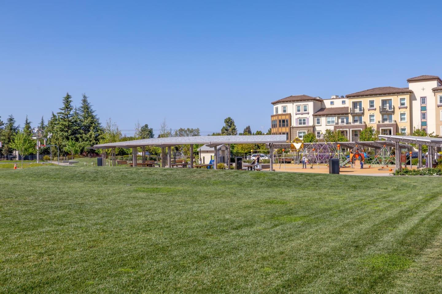 Detail Gallery Image 30 of 31 For 3905 Pyramid Way, Mountain View,  CA 94043 - 2 Beds | 2/1 Baths