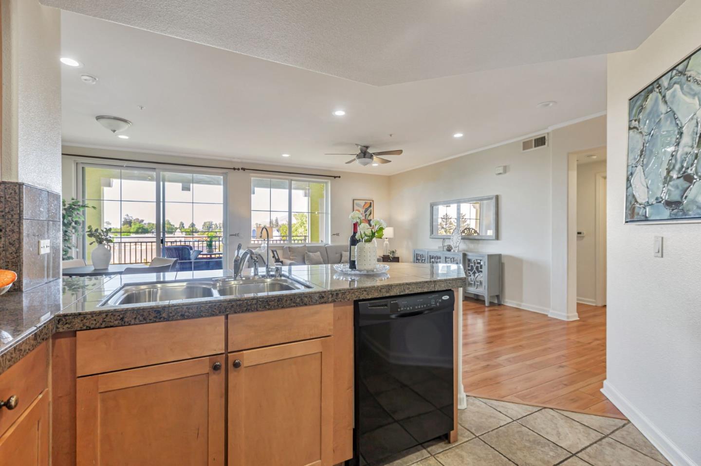 Detail Gallery Image 14 of 47 For 600 S Abel St #317,  Milpitas,  CA 95035 - 2 Beds | 2 Baths