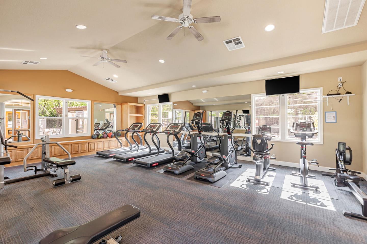 Detail Gallery Image 34 of 47 For 600 S Abel St #317,  Milpitas,  CA 95035 - 2 Beds | 2 Baths