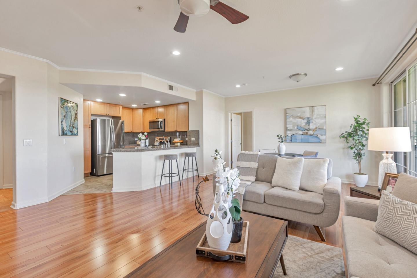 Detail Gallery Image 6 of 47 For 600 S Abel St #317,  Milpitas,  CA 95035 - 2 Beds | 2 Baths