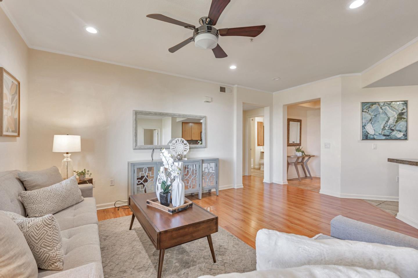Detail Gallery Image 7 of 47 For 600 S Abel St #317,  Milpitas,  CA 95035 - 2 Beds | 2 Baths