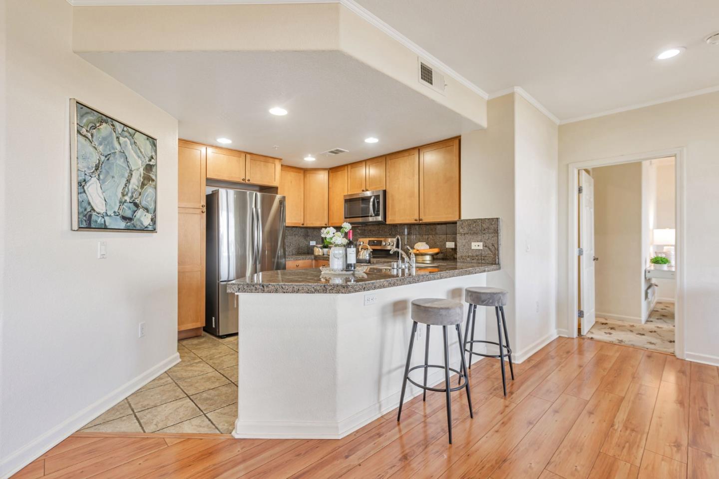 Detail Gallery Image 9 of 47 For 600 S Abel St #317,  Milpitas,  CA 95035 - 2 Beds | 2 Baths