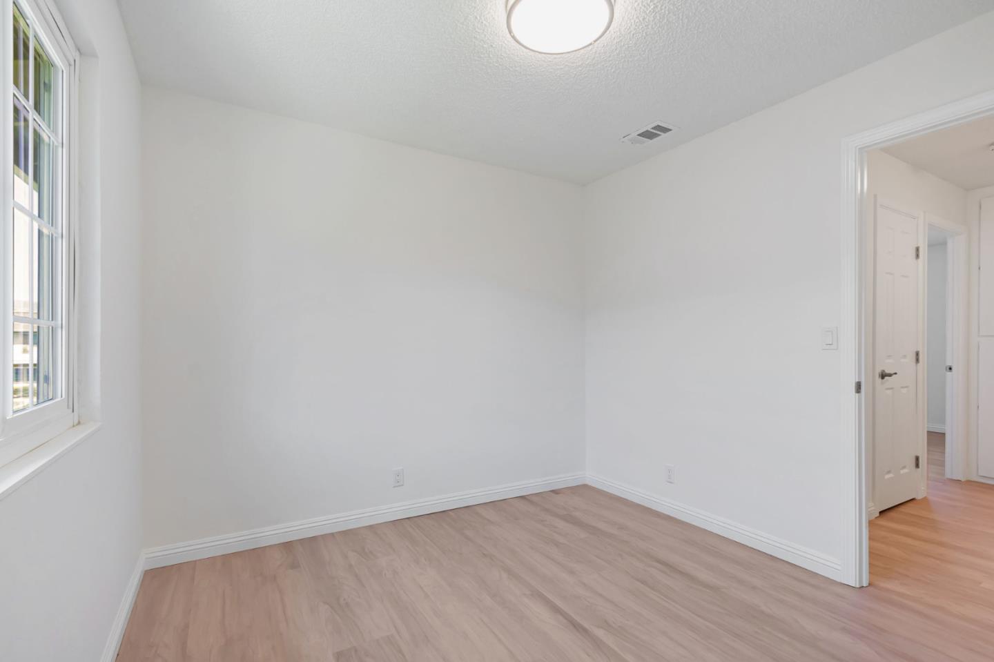 Detail Gallery Image 24 of 32 For 1491 Moffo Ct, San Jose,  CA 95121 - 3 Beds | 1/1 Baths