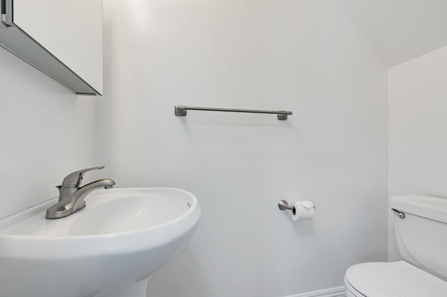 Detail Gallery Image 25 of 32 For 1491 Moffo Ct, San Jose,  CA 95121 - 3 Beds | 1/1 Baths