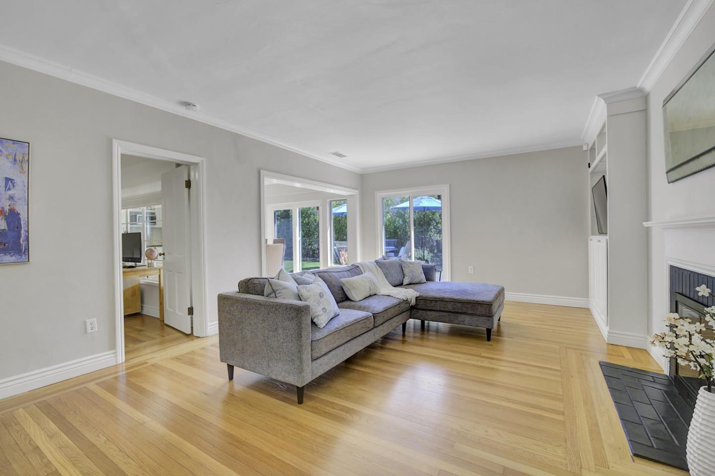 Detail Gallery Image 10 of 43 For 192 Oak Ct, Menlo Park,  CA 94025 - 2 Beds | 1 Baths