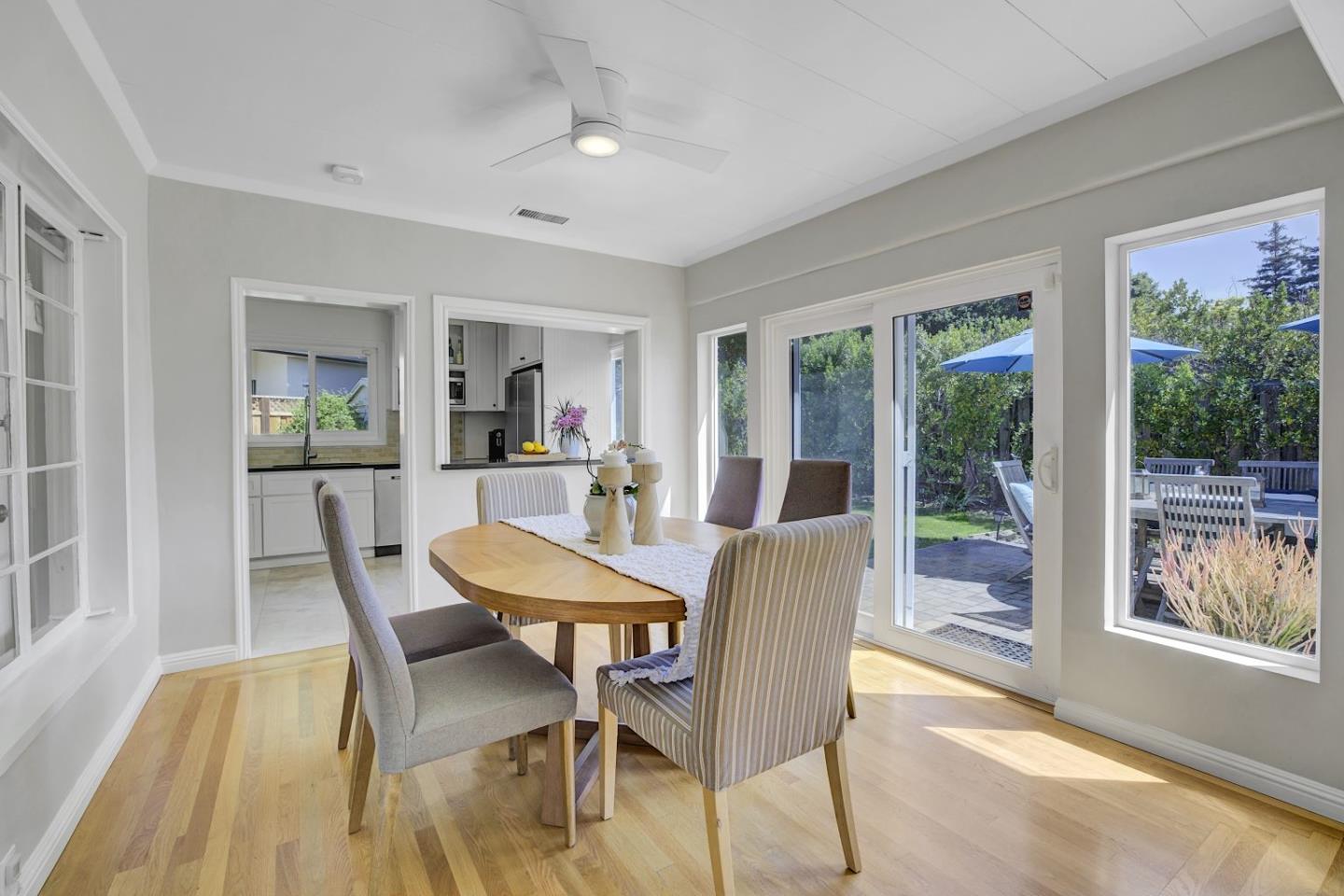Detail Gallery Image 13 of 43 For 192 Oak Ct, Menlo Park,  CA 94025 - 2 Beds | 1 Baths