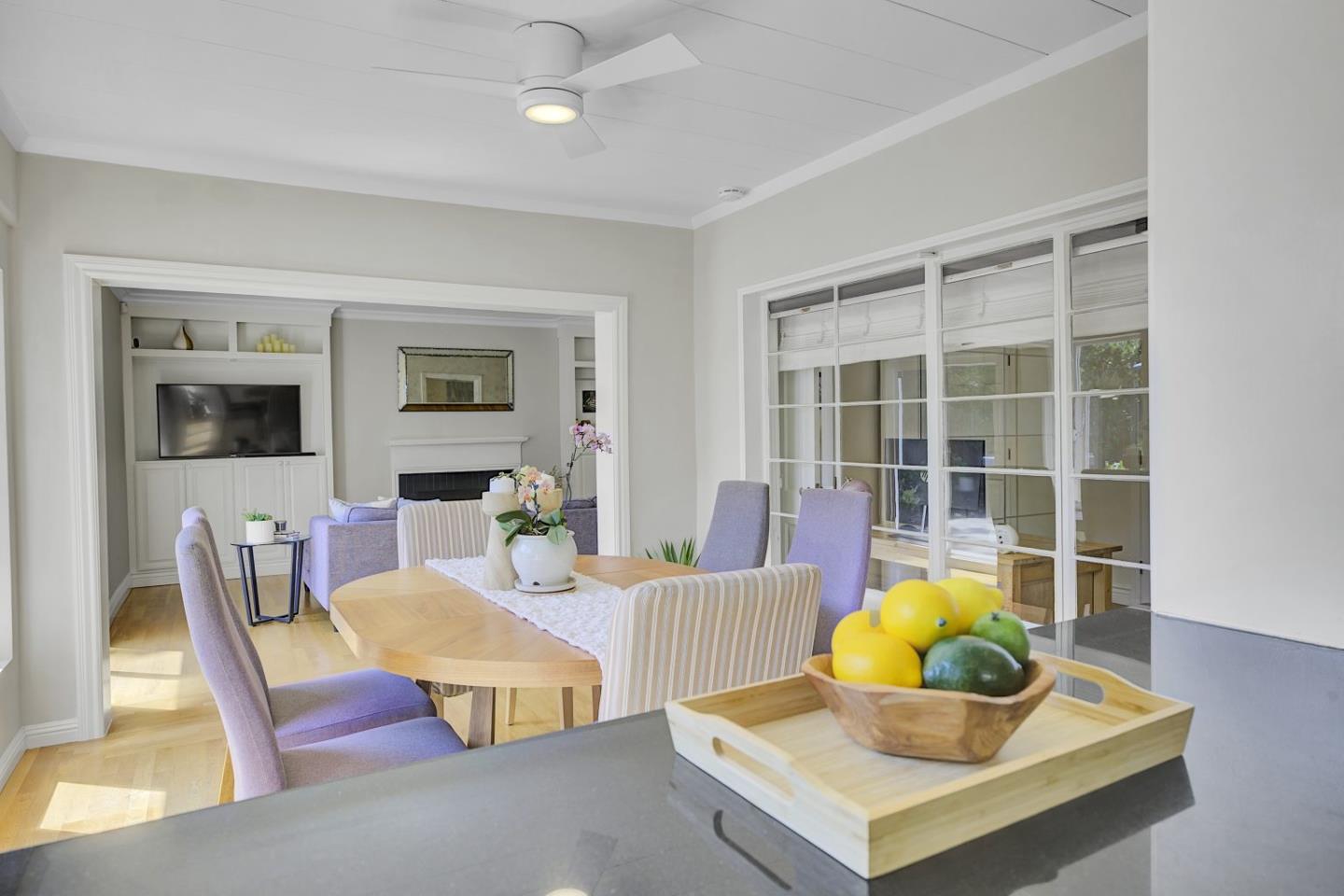 Detail Gallery Image 19 of 43 For 192 Oak Ct, Menlo Park,  CA 94025 - 2 Beds | 1 Baths
