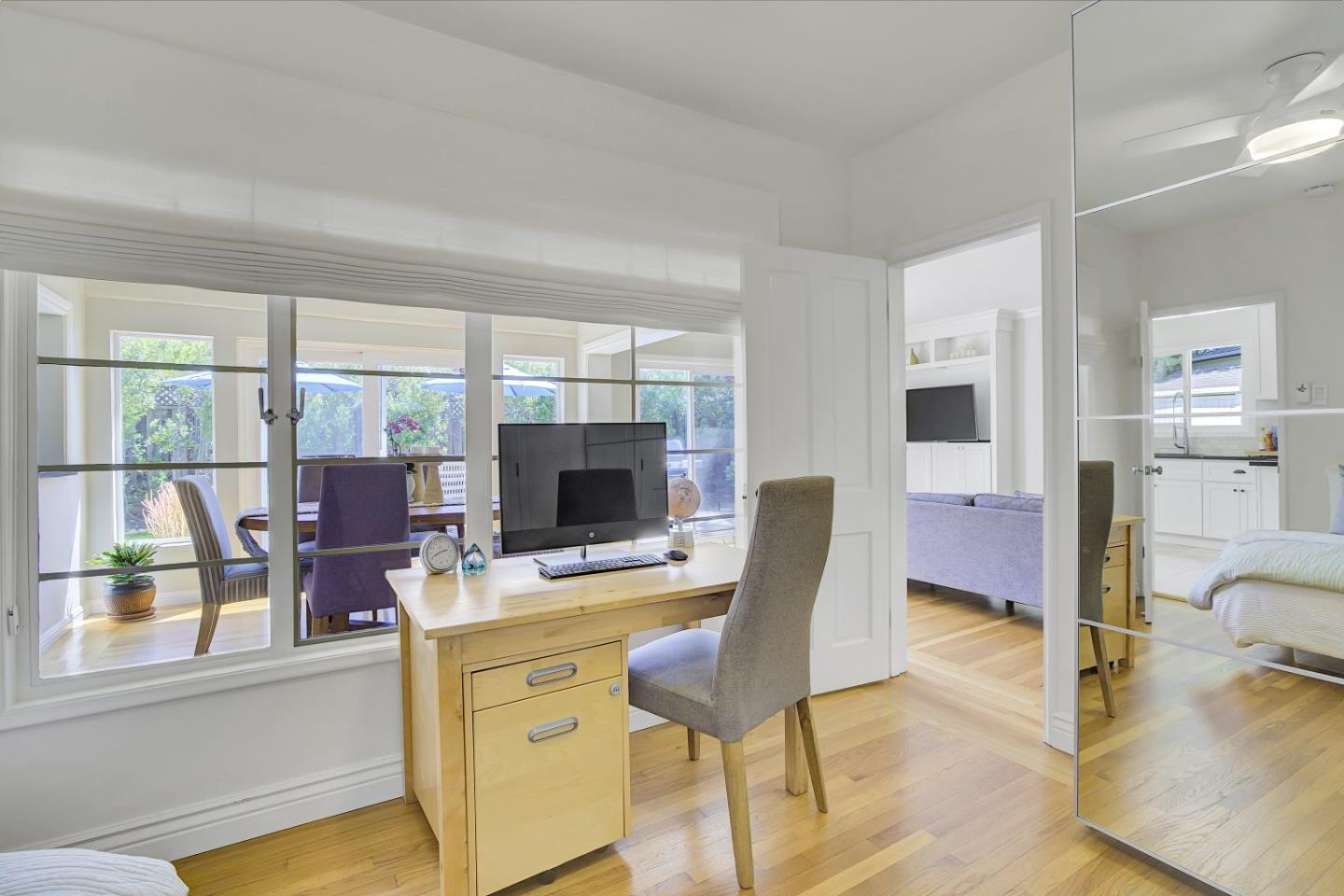 Detail Gallery Image 21 of 43 For 192 Oak Ct, Menlo Park,  CA 94025 - 2 Beds | 1 Baths