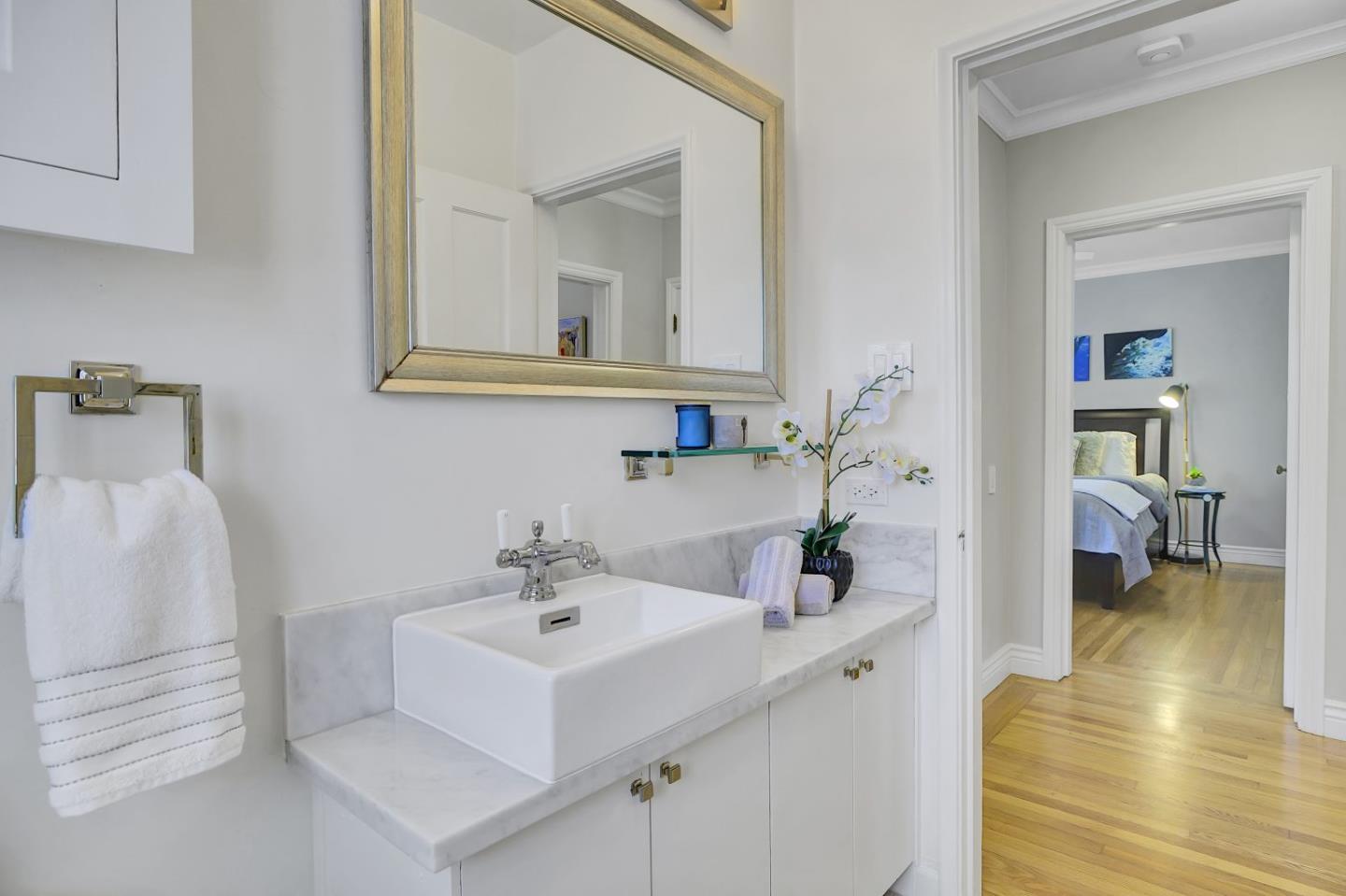 Detail Gallery Image 25 of 43 For 192 Oak Ct, Menlo Park,  CA 94025 - 2 Beds | 1 Baths