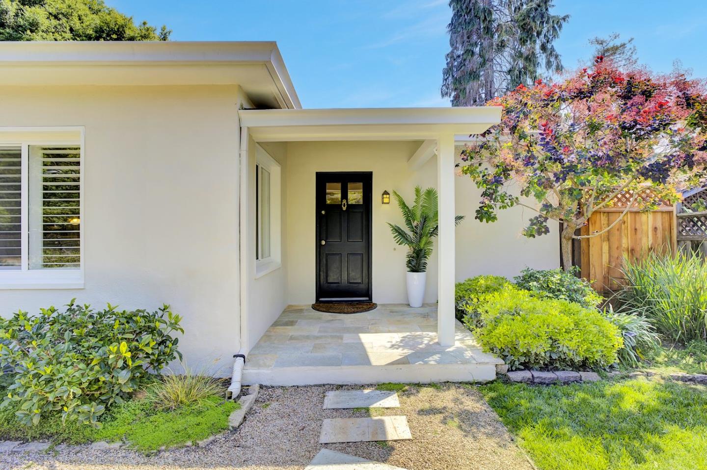 Detail Gallery Image 36 of 43 For 192 Oak Ct, Menlo Park,  CA 94025 - 2 Beds | 1 Baths