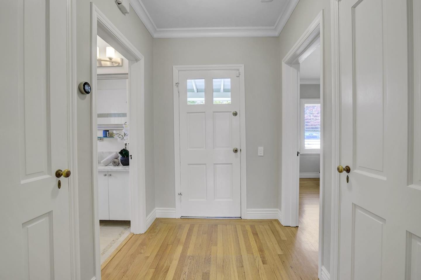 Detail Gallery Image 6 of 43 For 192 Oak Ct, Menlo Park,  CA 94025 - 2 Beds | 1 Baths