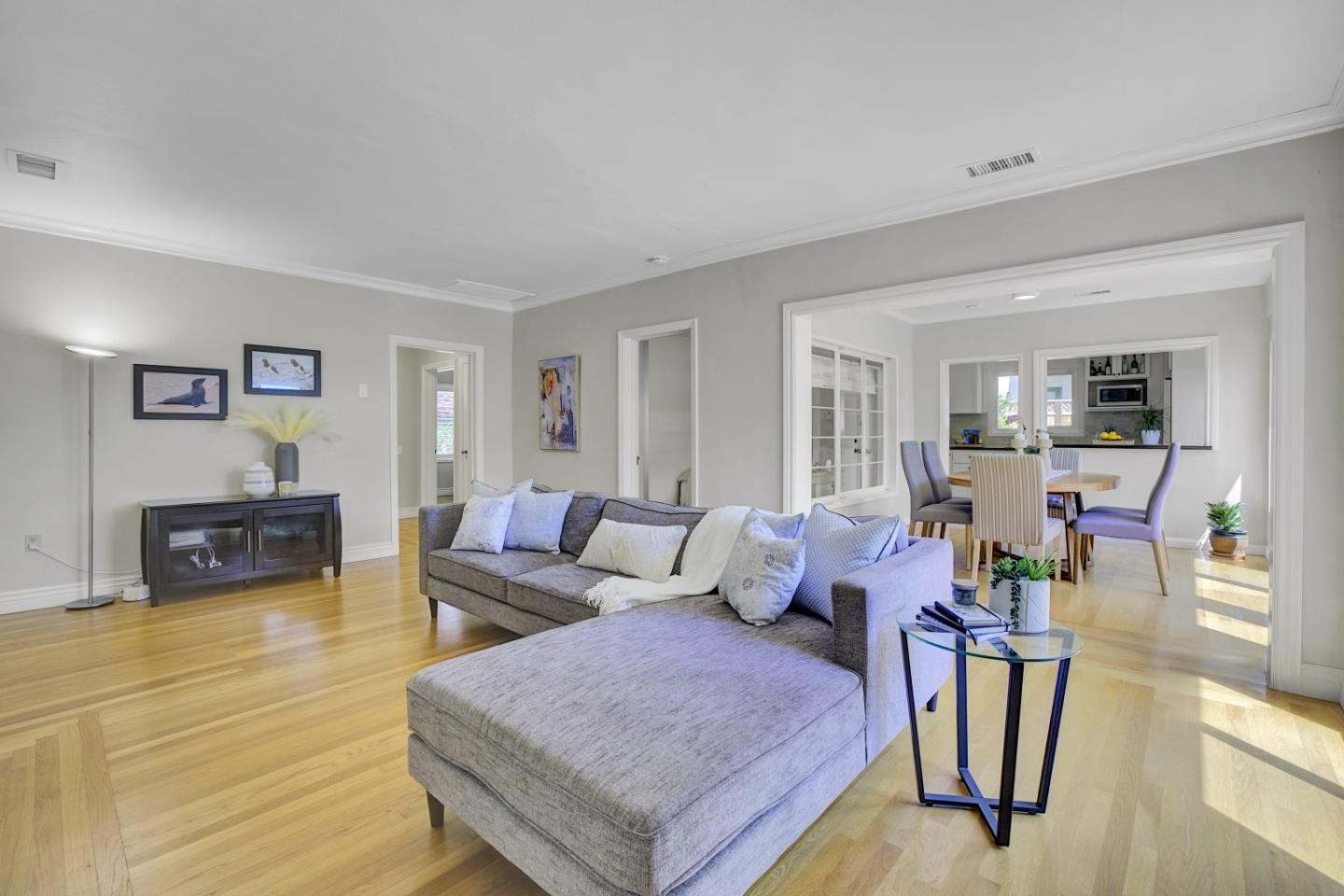 Detail Gallery Image 7 of 43 For 192 Oak Ct, Menlo Park,  CA 94025 - 2 Beds | 1 Baths
