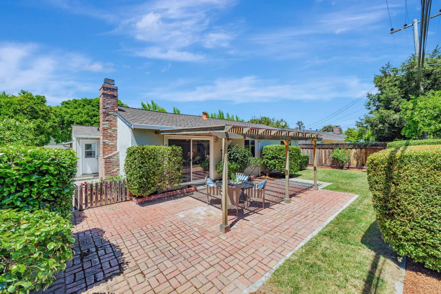 Detail Gallery Image 29 of 31 For 836 Peach Ave, Sunnyvale,  CA 94087 - 3 Beds | 2 Baths