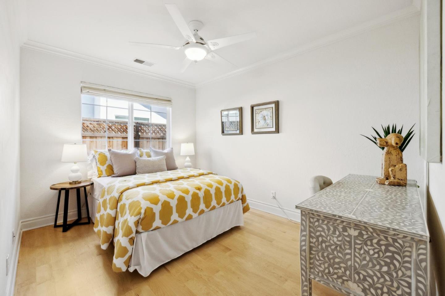 Detail Gallery Image 29 of 56 For 420 Bark Dr, Redwood City,  CA 94065 - 4 Beds | 2/1 Baths