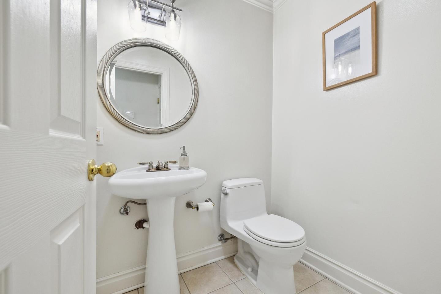 Detail Gallery Image 33 of 56 For 420 Bark Dr, Redwood City,  CA 94065 - 4 Beds | 2/1 Baths