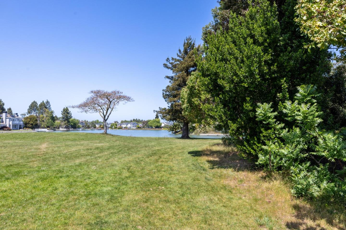 Detail Gallery Image 54 of 56 For 420 Bark Dr, Redwood City,  CA 94065 - 4 Beds | 2/1 Baths