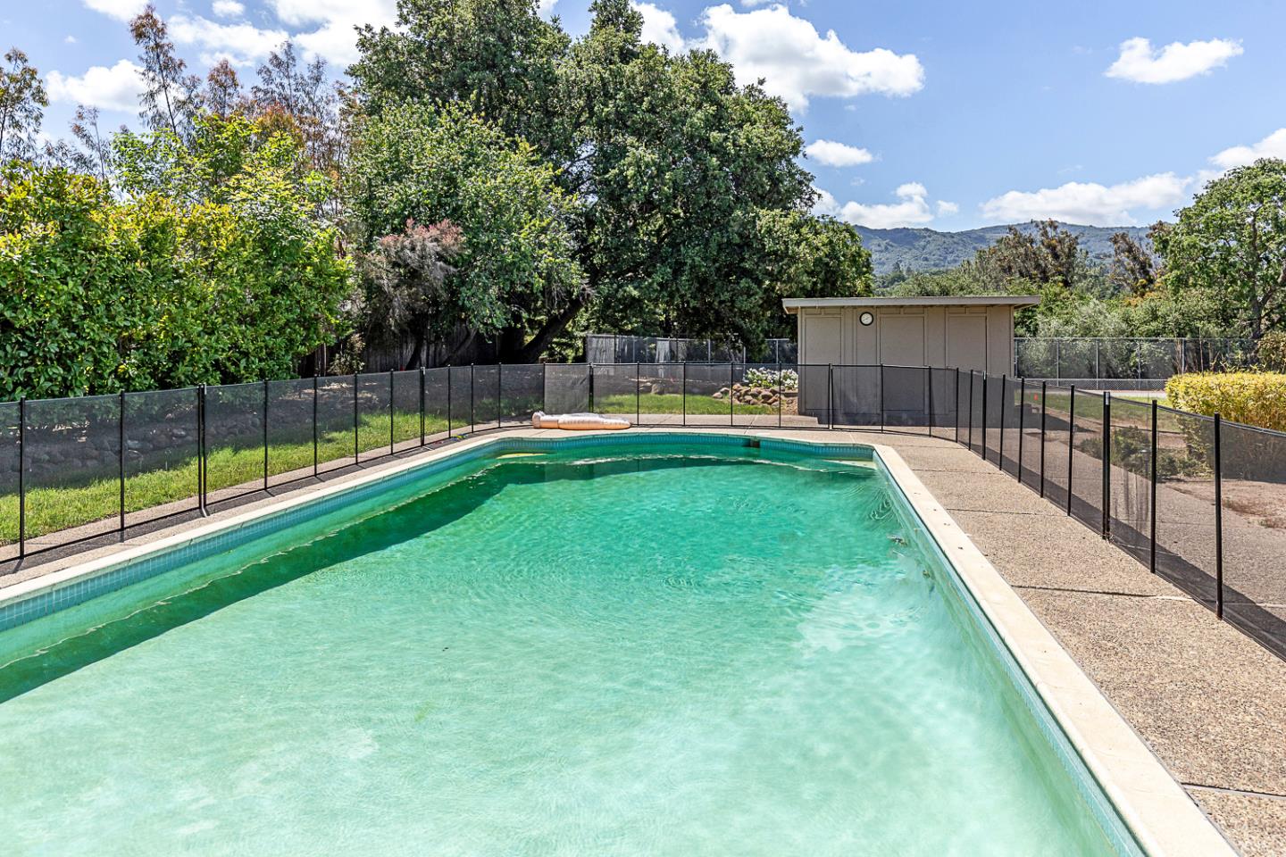 Detail Gallery Image 29 of 31 For 730 Mora Dr, Los Altos,  CA 94024 - 4 Beds | 3/3 Baths