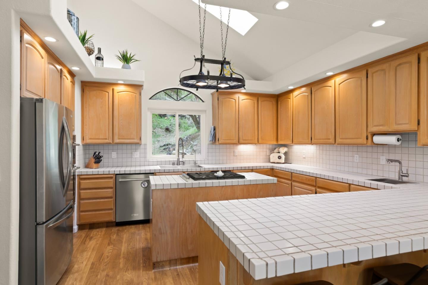 Detail Gallery Image 10 of 57 For 2655 San Juan Canyon Rd, San Juan Bautista,  CA 95045 - 4 Beds | 3 Baths