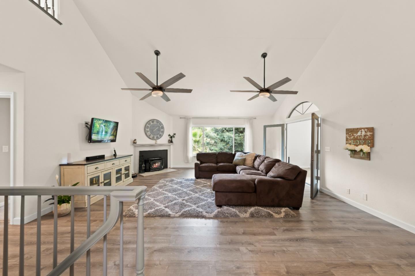 Detail Gallery Image 5 of 57 For 2655 San Juan Canyon Rd, San Juan Bautista,  CA 95045 - 4 Beds | 3 Baths