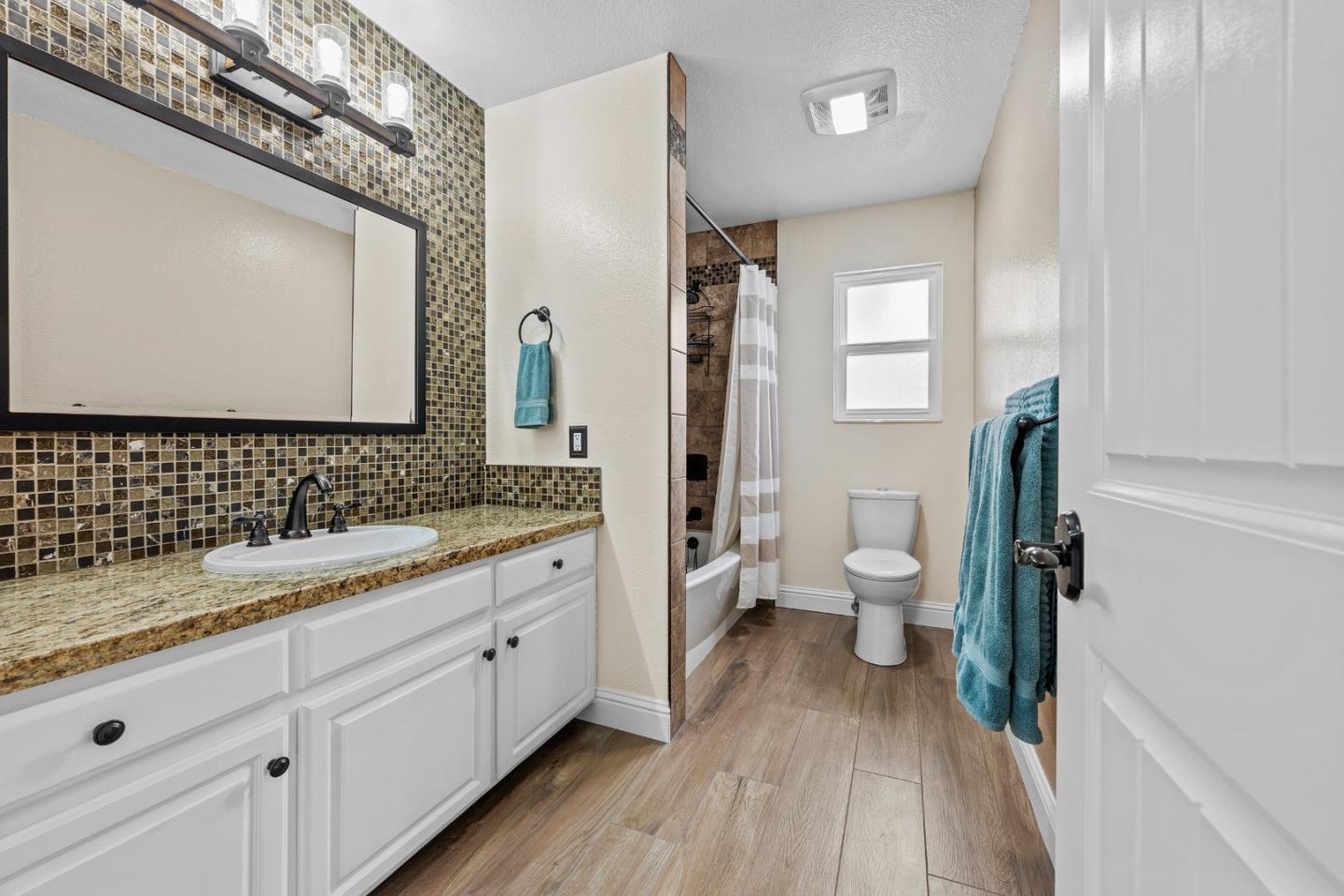 Detail Gallery Image 39 of 64 For 1655 Santa Ana Rd, Hollister,  CA 95023 - 3 Beds | 2/1 Baths