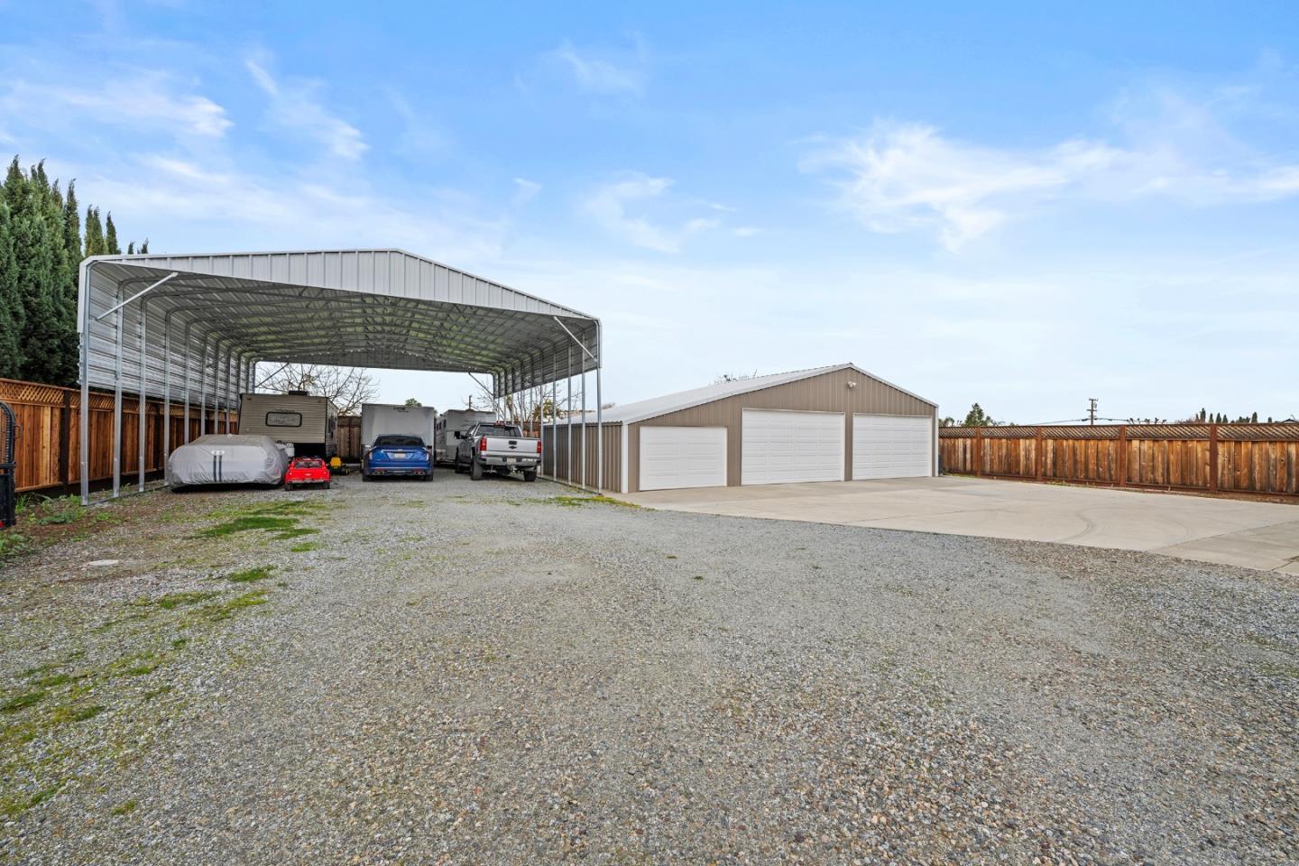 Detail Gallery Image 41 of 64 For 1655 Santa Ana Rd, Hollister,  CA 95023 - 3 Beds | 2/1 Baths