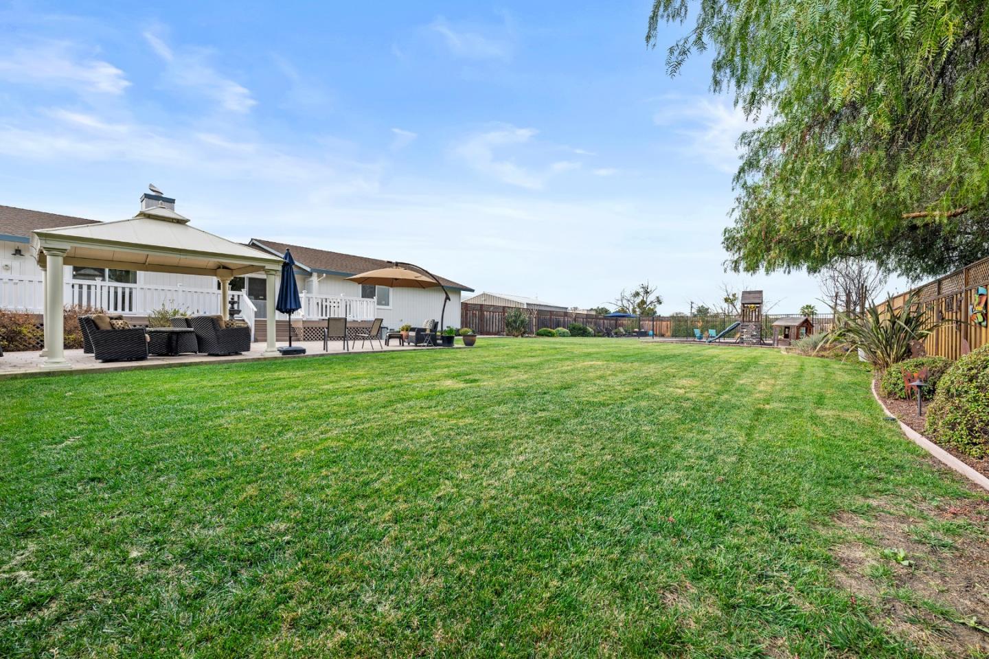 Detail Gallery Image 45 of 64 For 1655 Santa Ana Rd, Hollister,  CA 95023 - 3 Beds | 2/1 Baths