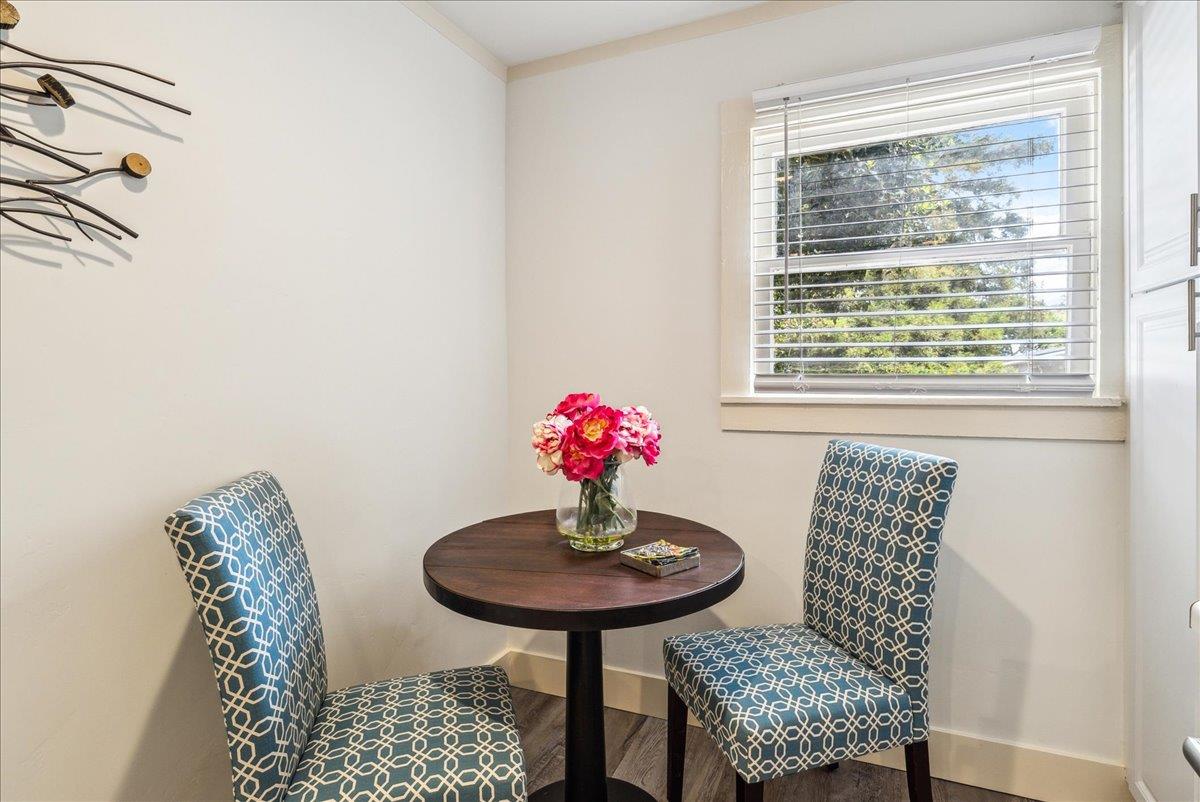 Detail Gallery Image 10 of 38 For 799 Grace St, Monterey,  CA 93940 - 3 Beds | 1 Baths