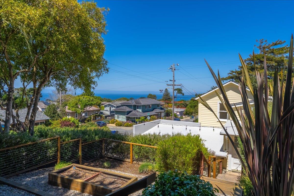 Detail Gallery Image 35 of 38 For 799 Grace St, Monterey,  CA 93940 - 3 Beds | 1 Baths