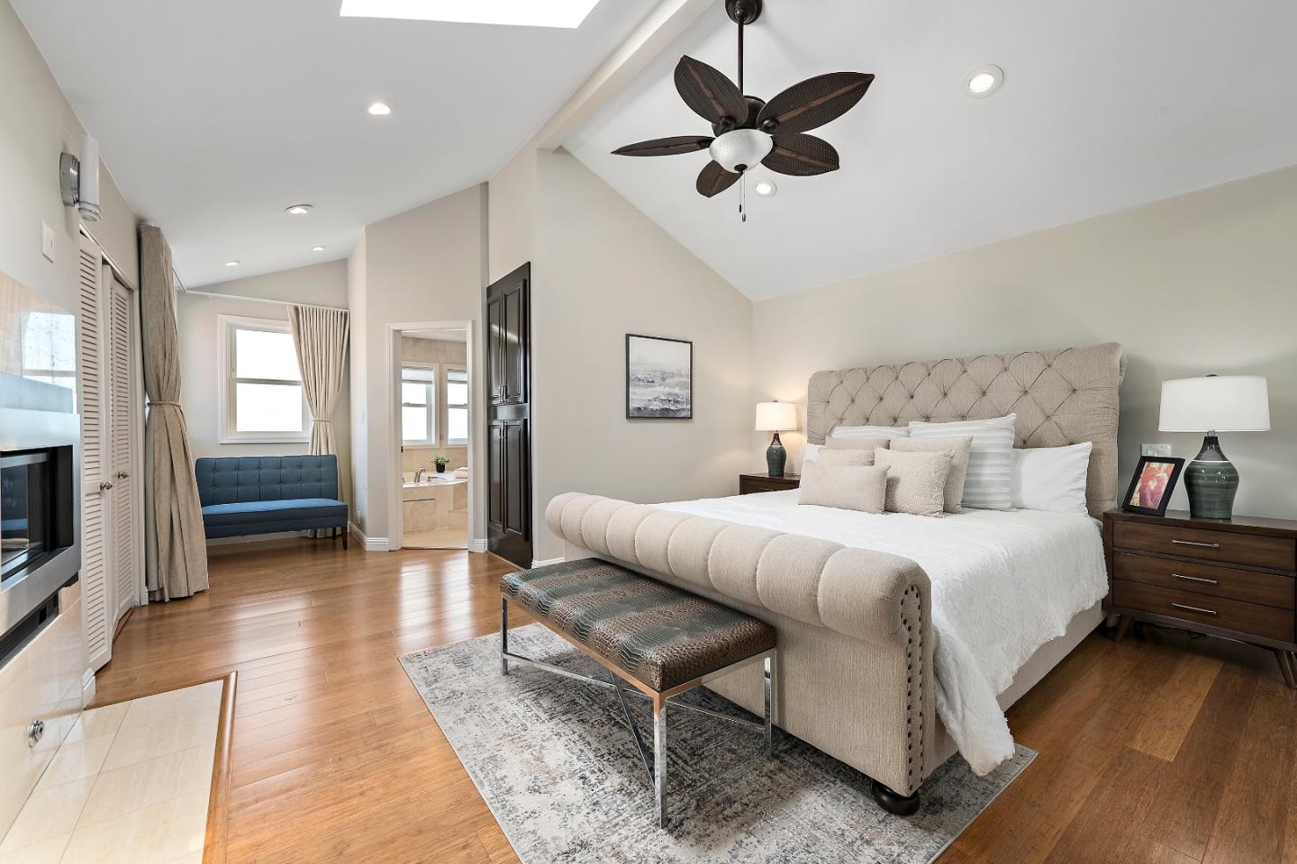 Detail Gallery Image 13 of 36 For 11 Mayflower Ln #242,  San Carlos,  CA 94070 - 3 Beds | 2/1 Baths