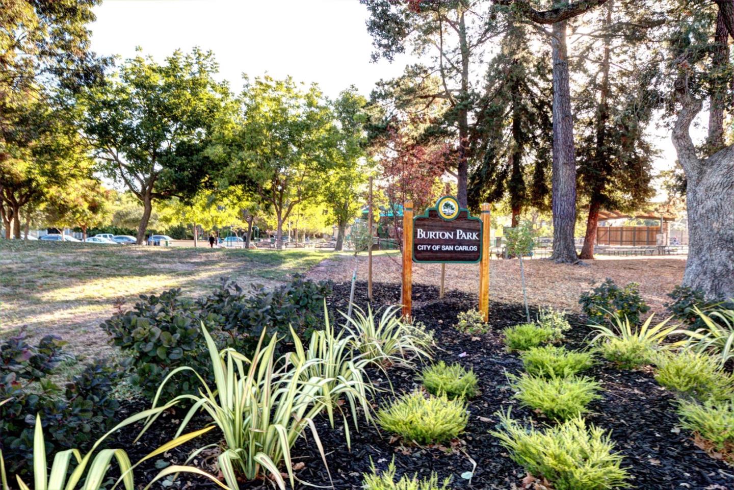 Detail Gallery Image 34 of 36 For 11 Mayflower Ln #242,  San Carlos,  CA 94070 - 3 Beds | 2/1 Baths