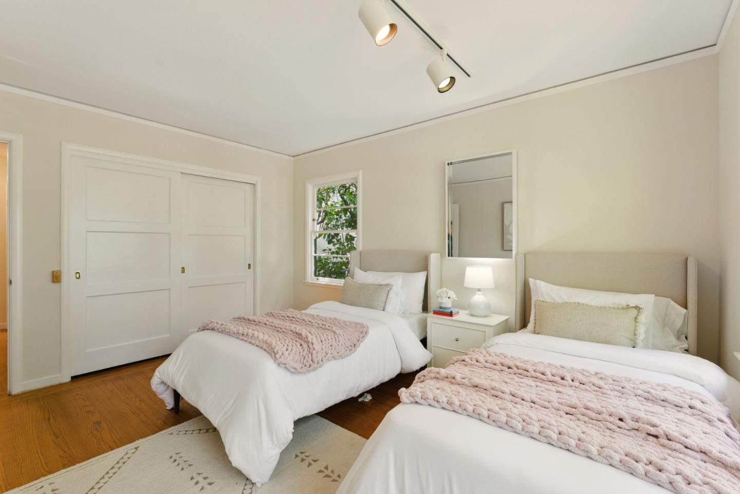 Detail Gallery Image 27 of 45 For 631 Columbia Dr, San Mateo,  CA 94402 - 3 Beds | 2 Baths