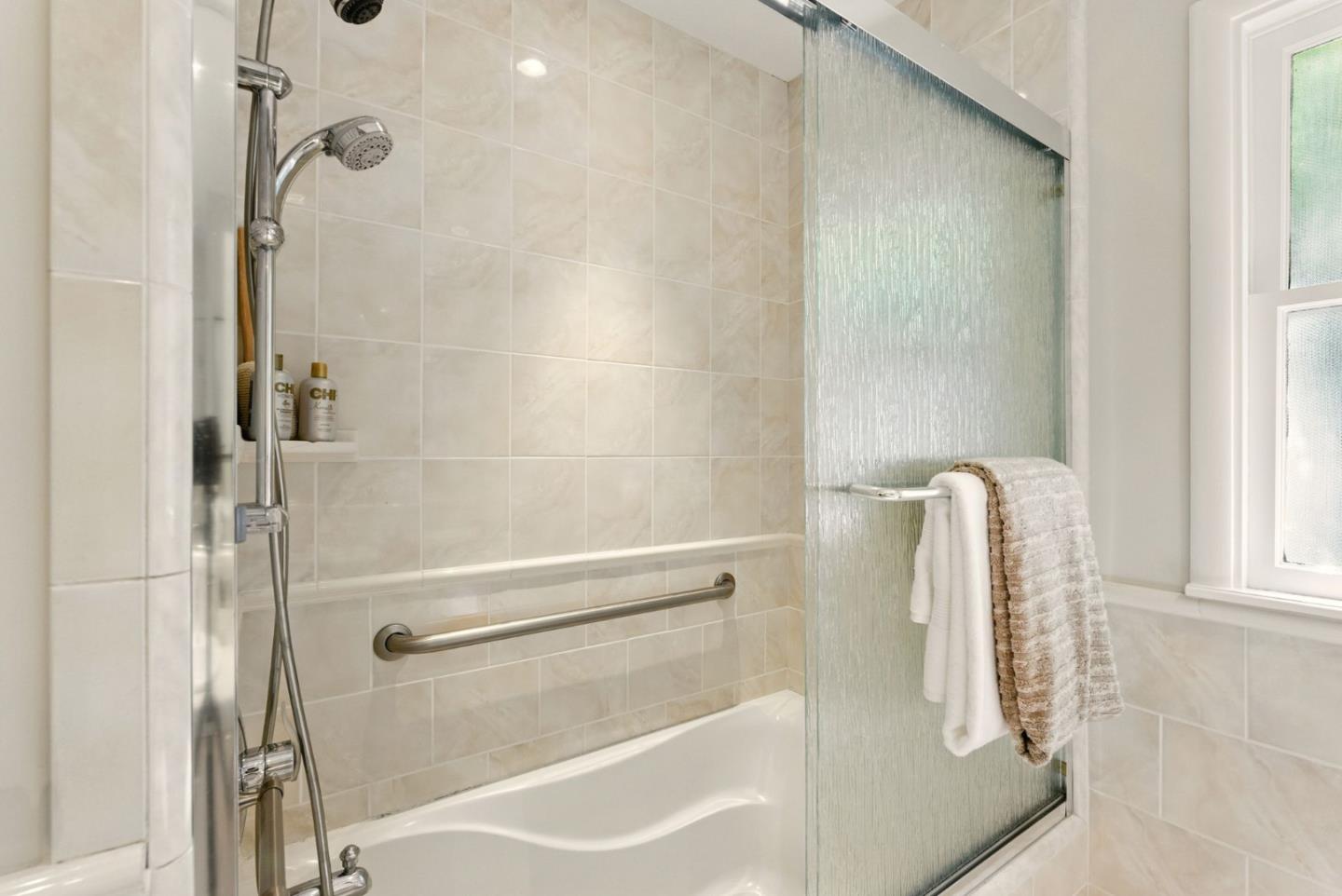 Detail Gallery Image 29 of 45 For 631 Columbia Dr, San Mateo,  CA 94402 - 3 Beds | 2 Baths