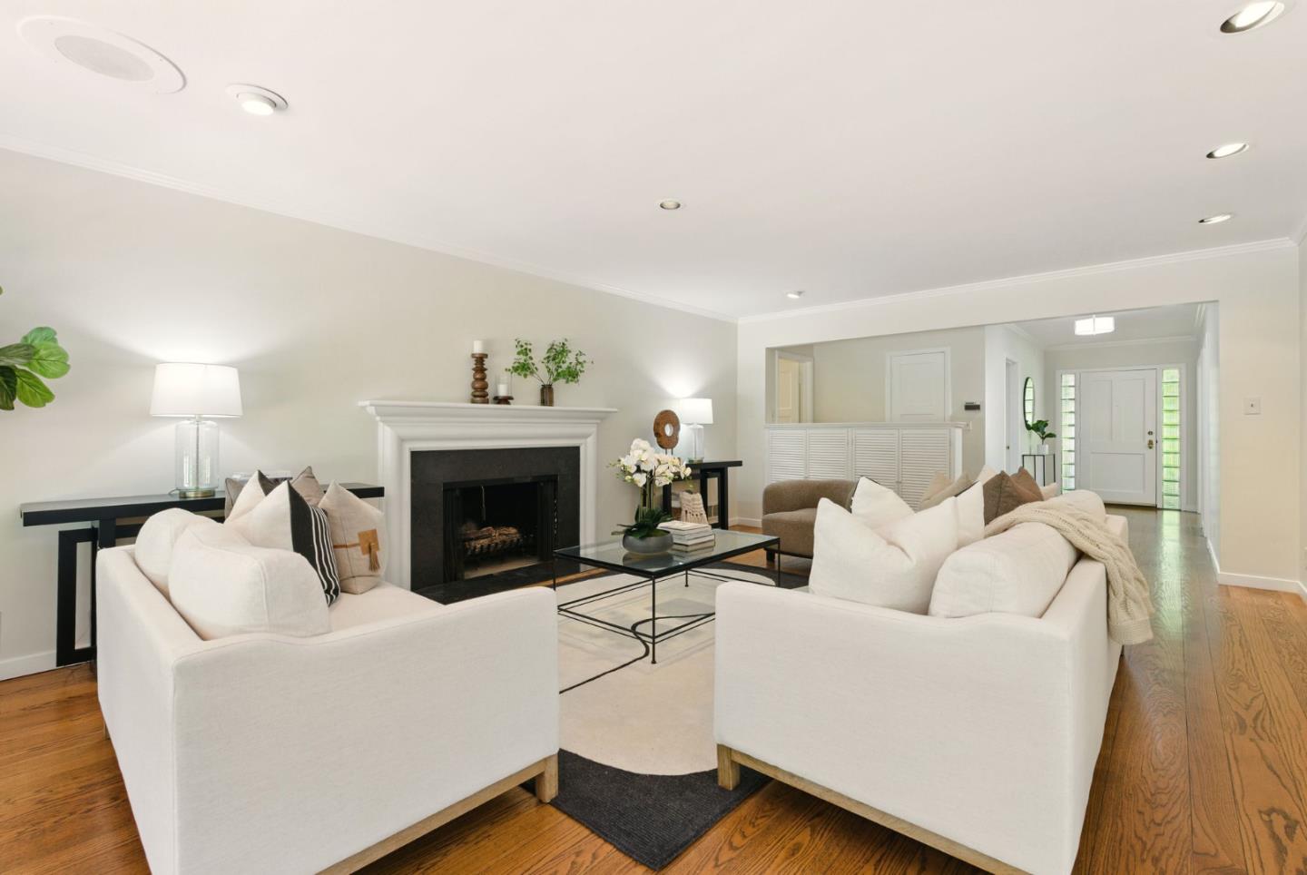 Detail Gallery Image 9 of 45 For 631 Columbia Dr, San Mateo,  CA 94402 - 3 Beds | 2 Baths