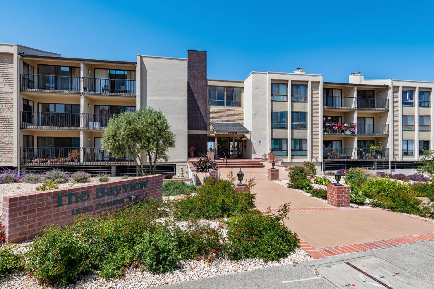 Detail Gallery Image 25 of 40 For 1550 Frontera Way #319,  Millbrae,  CA 94030 - 1 Beds | 1 Baths