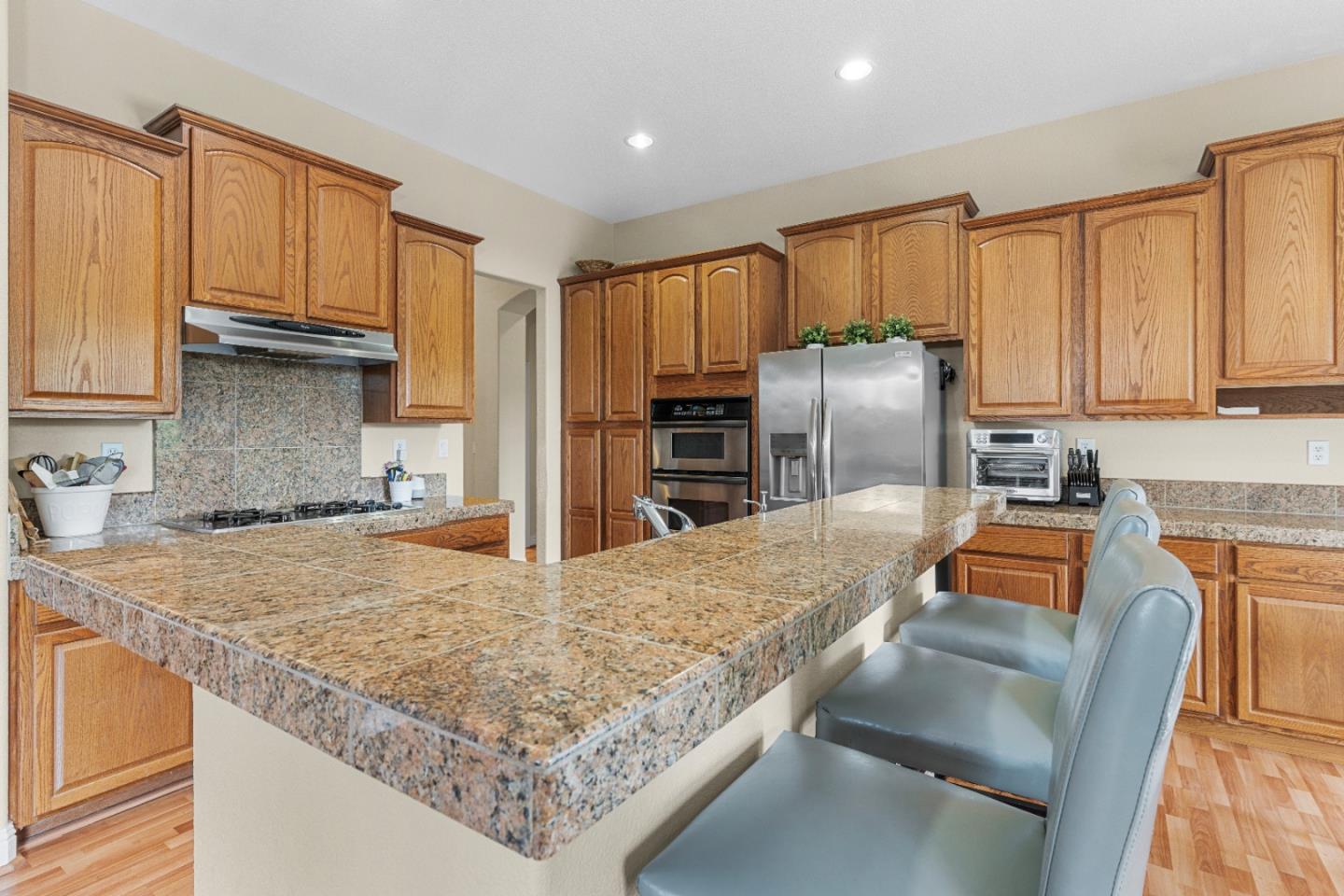 Detail Gallery Image 13 of 44 For 505 Porter Ct, Folsom,  CA 95630 - 3 Beds | 2 Baths