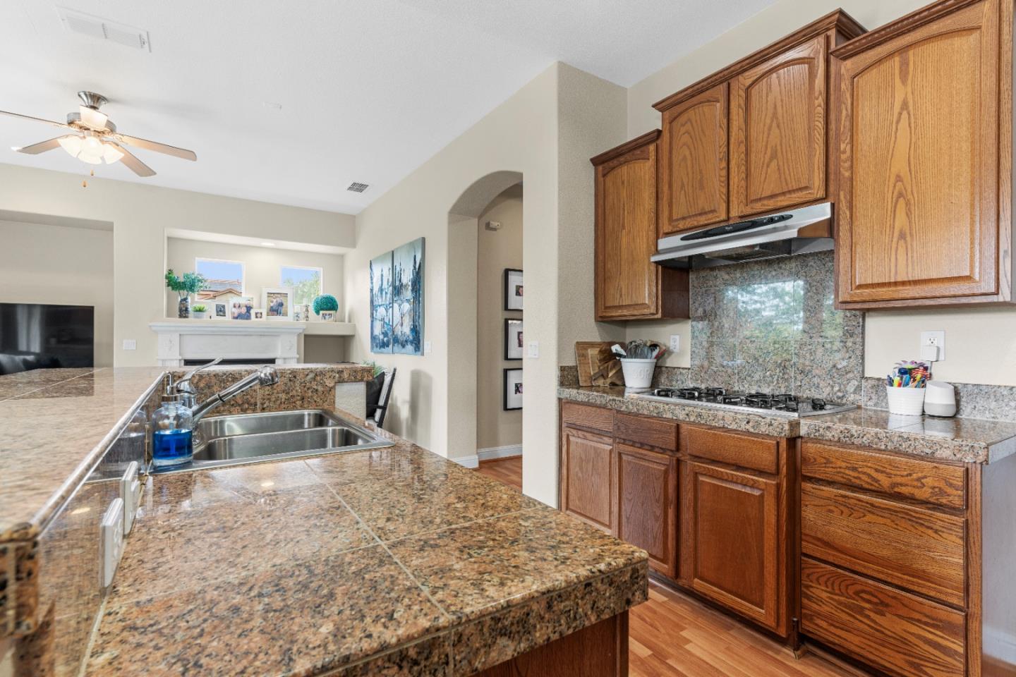 Detail Gallery Image 17 of 44 For 505 Porter Ct, Folsom,  CA 95630 - 3 Beds | 2 Baths