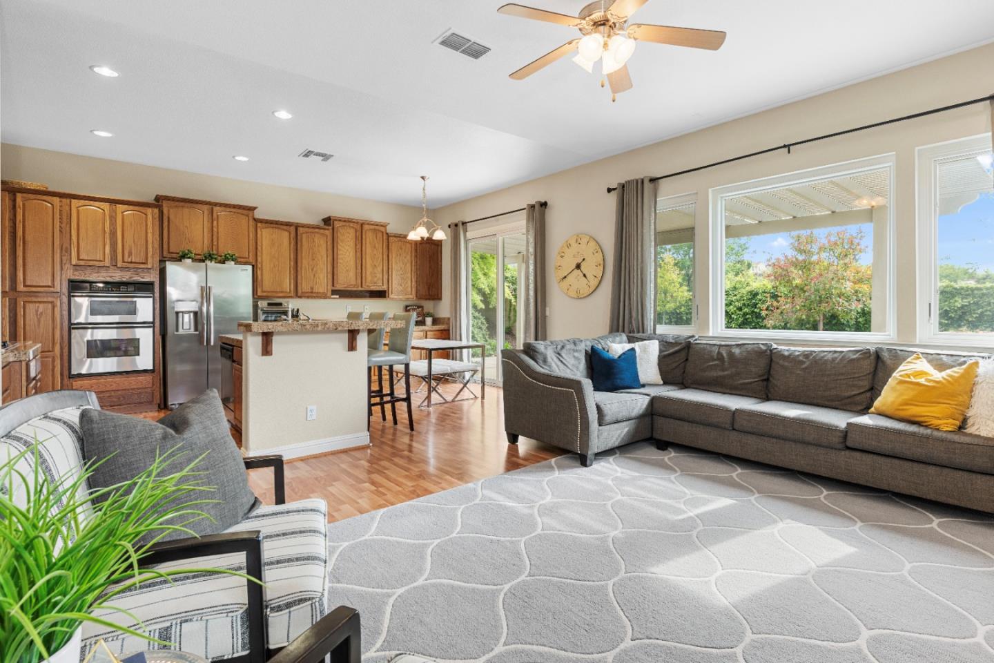 Detail Gallery Image 19 of 44 For 505 Porter Ct, Folsom,  CA 95630 - 3 Beds | 2 Baths