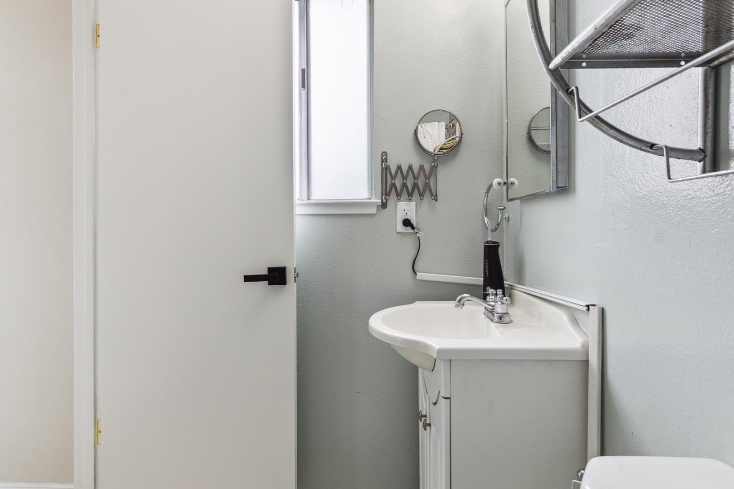 Detail Gallery Image 20 of 25 For 13047 Arthur St, Salinas,  CA 93906 - 3 Beds | 2 Baths