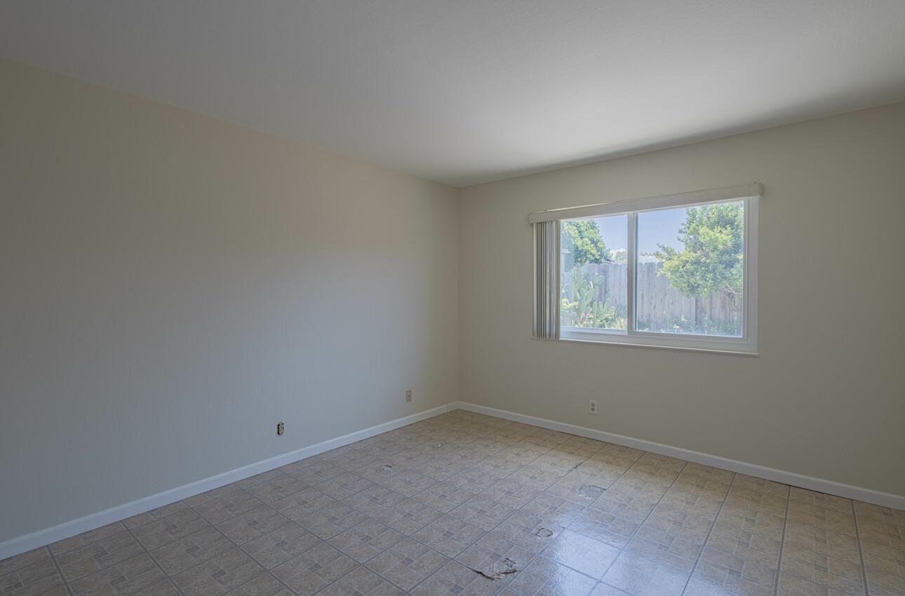Detail Gallery Image 16 of 35 For 658 Los Coches Ave, Salinas,  CA 93906 - 3 Beds | 2 Baths