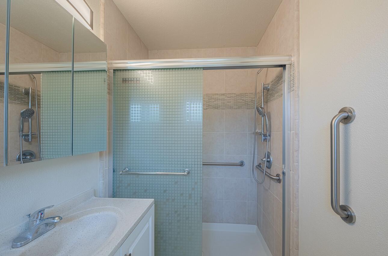 Detail Gallery Image 20 of 35 For 658 Los Coches Ave, Salinas,  CA 93906 - 3 Beds | 2 Baths