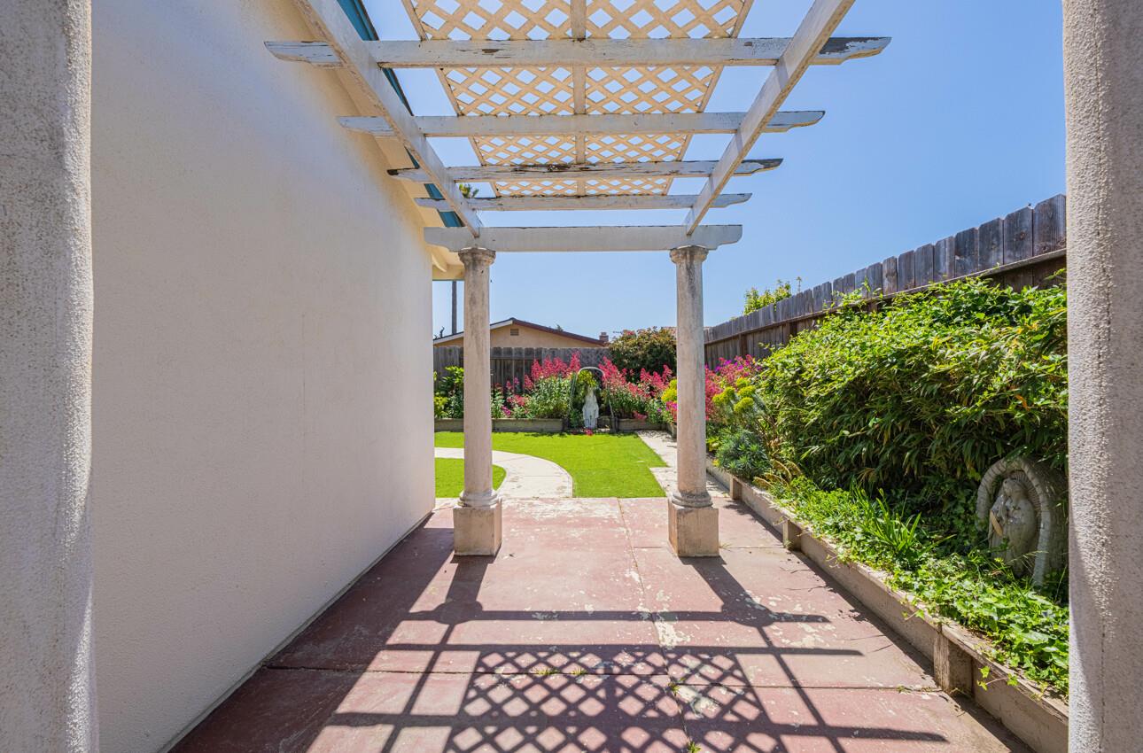 Detail Gallery Image 30 of 35 For 658 Los Coches Ave, Salinas,  CA 93906 - 3 Beds | 2 Baths