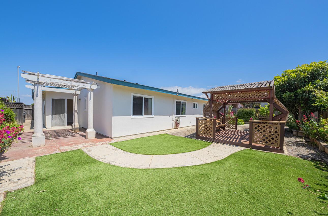 Detail Gallery Image 32 of 35 For 658 Los Coches Ave, Salinas,  CA 93906 - 3 Beds | 2 Baths