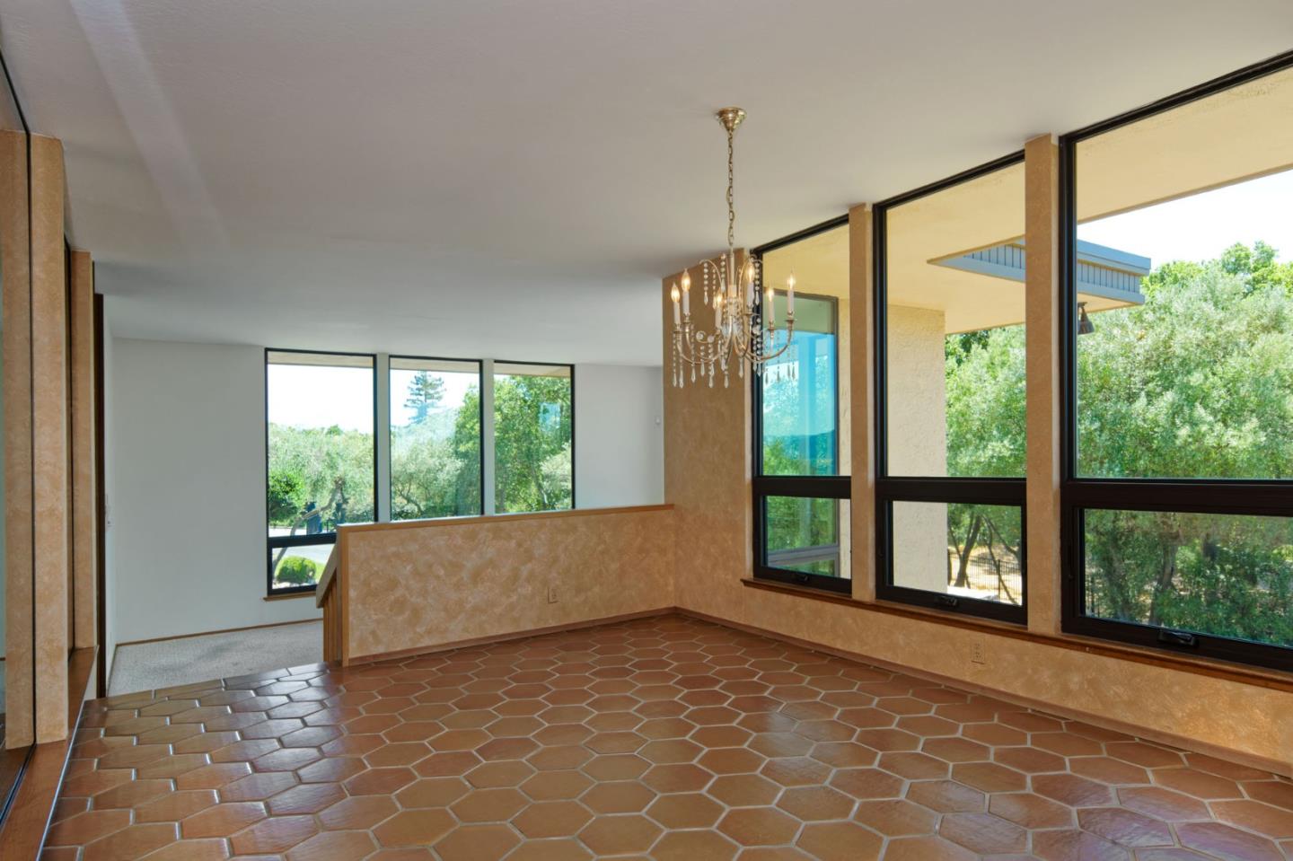 Detail Gallery Image 14 of 95 For 20753 Scenic Vista Dr, San Jose,  CA 95120 - 5 Beds | 4/1 Baths
