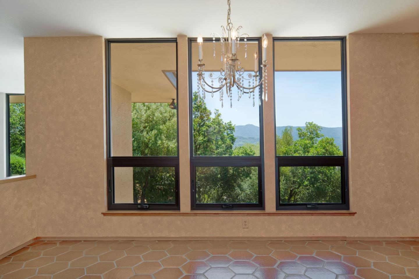 Detail Gallery Image 15 of 95 For 20753 Scenic Vista Dr, San Jose,  CA 95120 - 5 Beds | 4/1 Baths